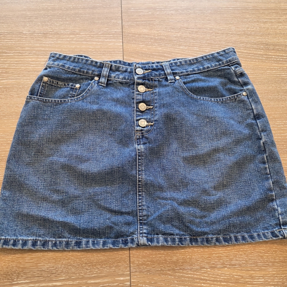 No Boundaries Denim Mini Skirt, 5 pocket button Fly Size 11 Juniors